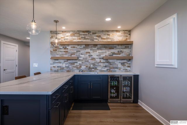 9401 S 178th Street, Omaha, NE 68136
