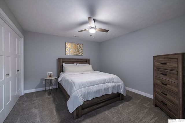 9401 S 178th Street, Omaha, NE 68136
