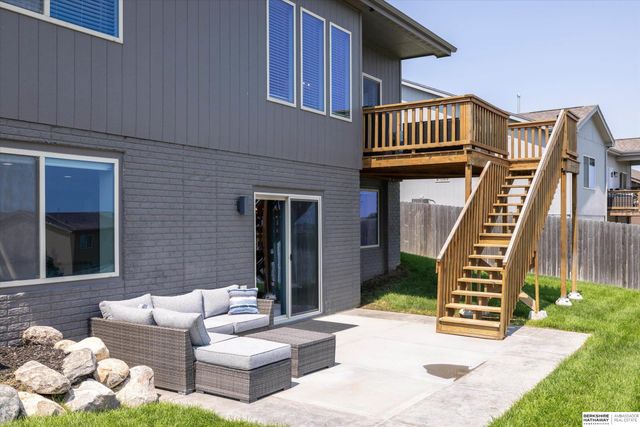 9401 S 178th Street, Omaha, NE 68136