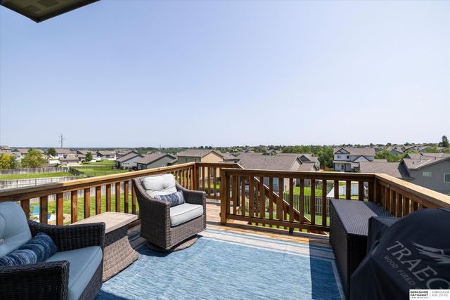 9401 S 178th Street, Omaha, NE 68136