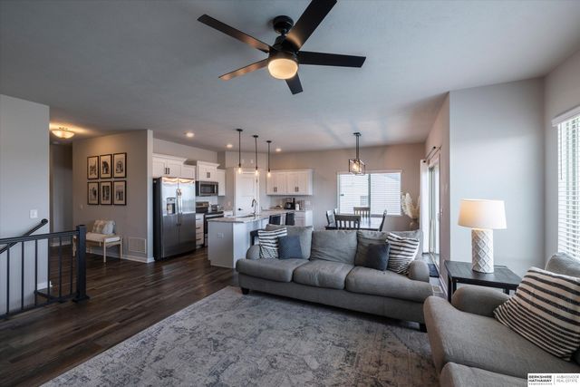 9401 S 178th Street, Omaha, NE 68136