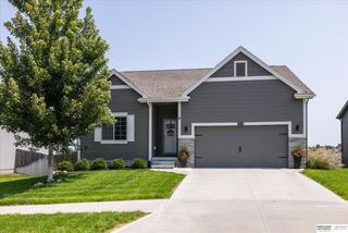9401 S 178th Street, Omaha, NE 68136