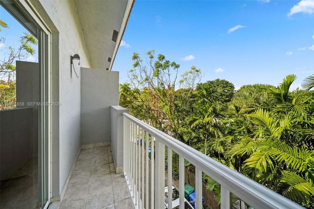 2951 Virginia St 2957, Miami, FL 33133