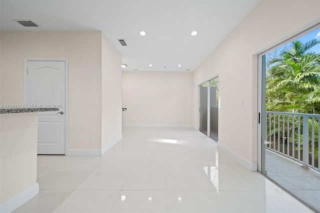 2951 Virginia St 2957, Miami, FL 33133