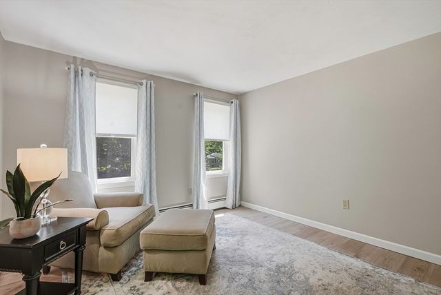 35 Chestnut St, Bellingham, MA 02019