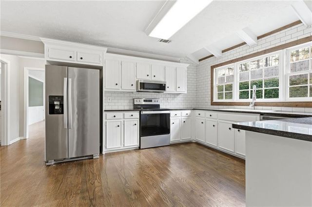 3626 Woodlark NE Drive, Roswell, GA 30075