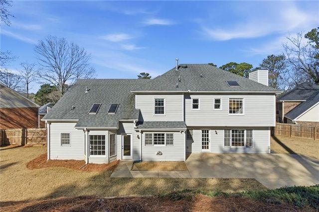 3626 Woodlark NE Drive, Roswell, GA 30075