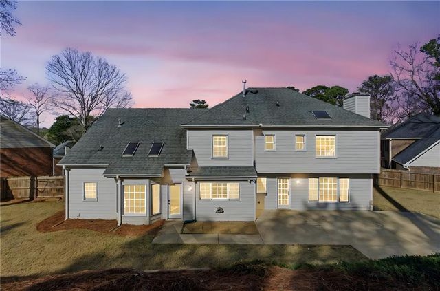 3626 Woodlark NE Drive, Roswell, GA 30075