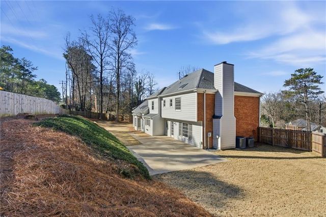 3626 Woodlark NE Drive, Roswell, GA 30075