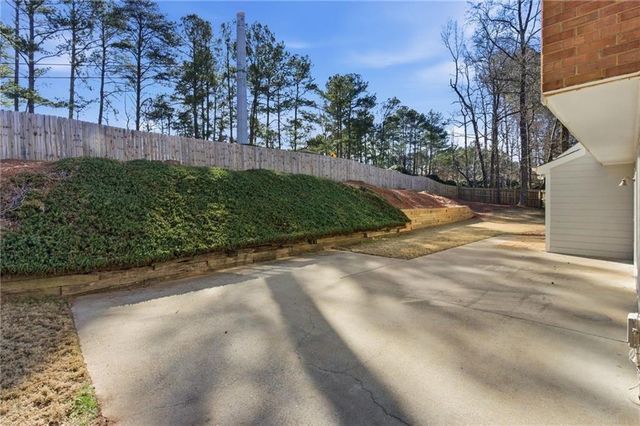 3626 Woodlark NE Drive, Roswell, GA 30075