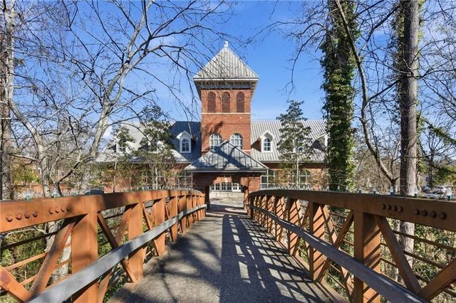 3626 Woodlark NE Drive, Roswell, GA 30075