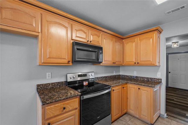 14124 Monica Drive, Gravette, AR 72736