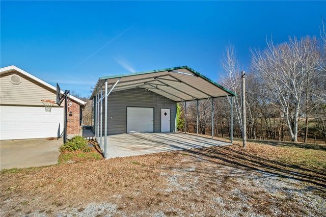 14124 Monica Drive, Gravette, AR 72736