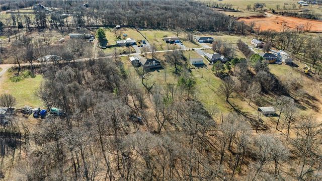 14124 Monica Drive, Gravette, AR 72736