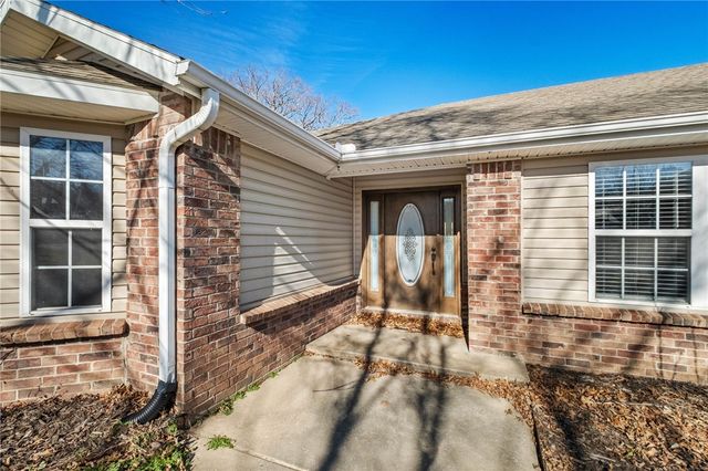 14124 Monica Drive, Gravette, AR 72736