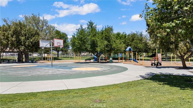 28264 Spring Creek Way, Menifee, CA 92585