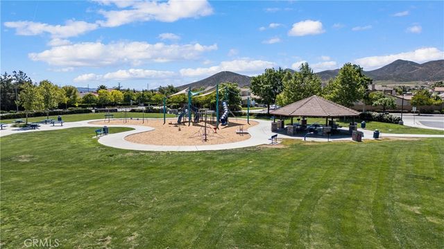 28264 Spring Creek Way, Menifee, CA 92585