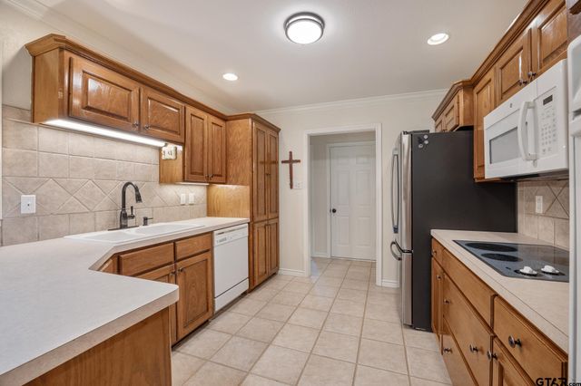 4109 Stone Brook Ln, Tyler, TX 75707