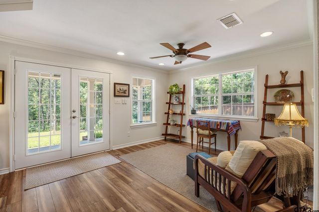 4109 Stone Brook Ln, Tyler, TX 75707