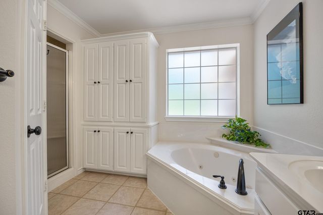 4109 Stone Brook Ln, Tyler, TX 75707