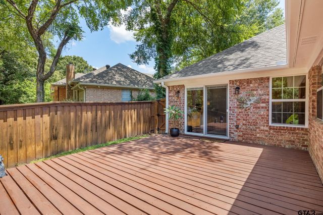 4109 Stone Brook Ln, Tyler, TX 75707