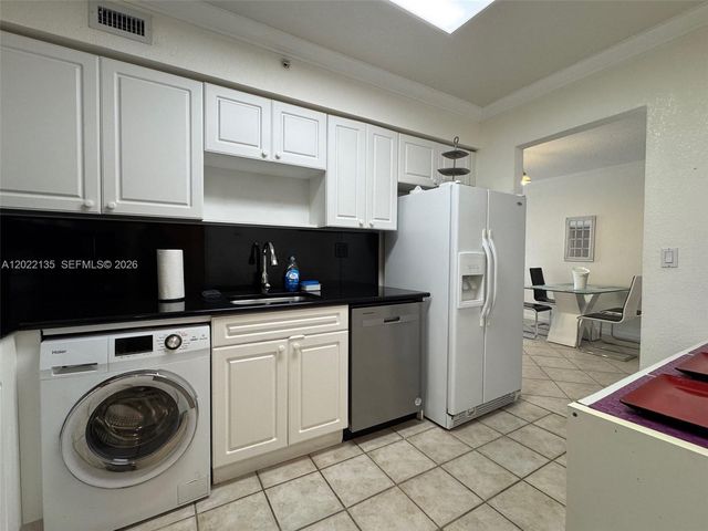 2501 S Ocean Dr 328, Hollywood, FL 33019