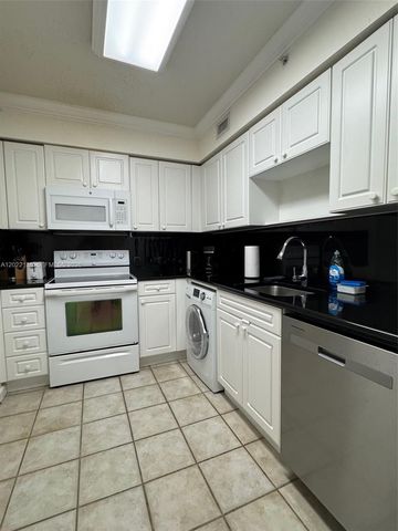 2501 S Ocean Dr 328, Hollywood, FL 33019