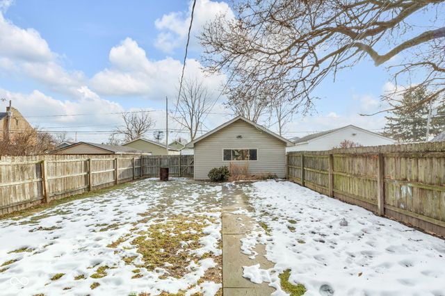 425 N Bosart Avenue, Indianapolis, IN 46201