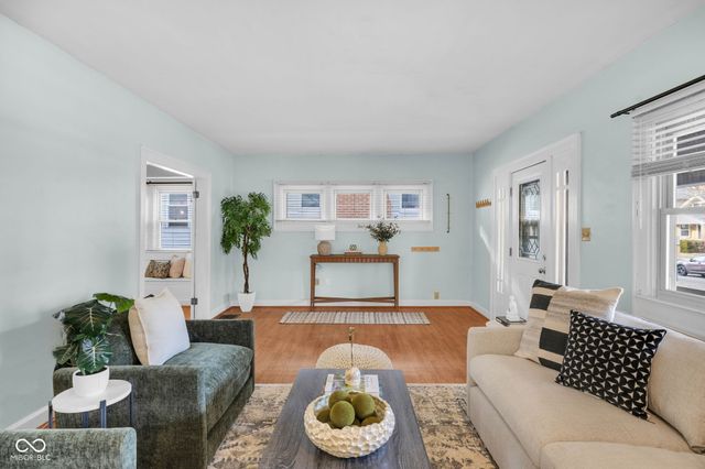 425 N Bosart Avenue, Indianapolis, IN 46201