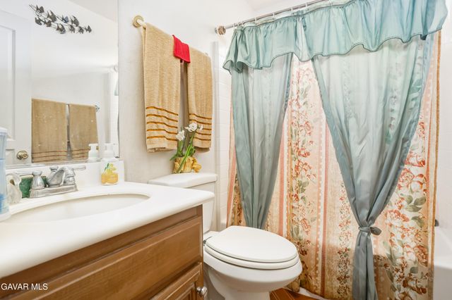 37854 Old Adobe Court, Palmdale, CA 93552