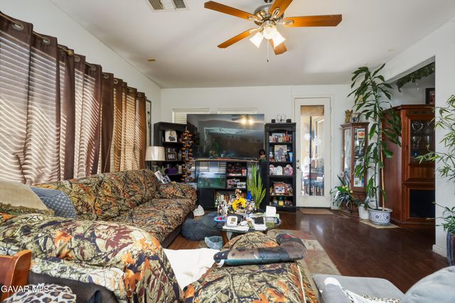 37854 Old Adobe Court, Palmdale, CA 93552
