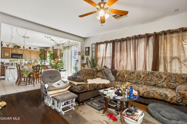37854 Old Adobe Court, Palmdale, CA 93552