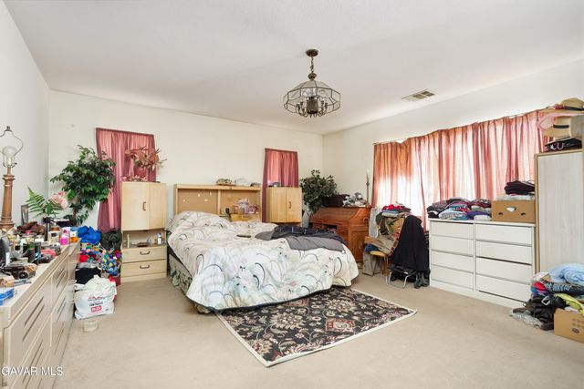 37854 Old Adobe Court, Palmdale, CA 93552