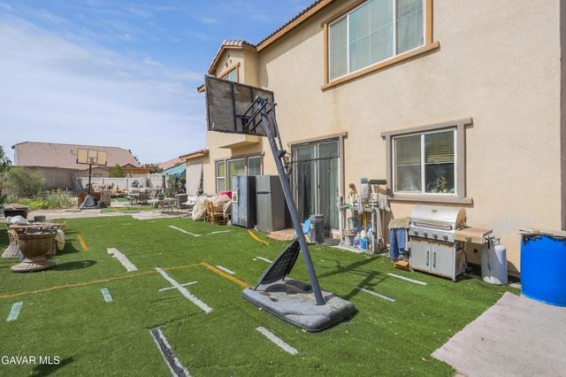 37854 Old Adobe Court, Palmdale, CA 93552