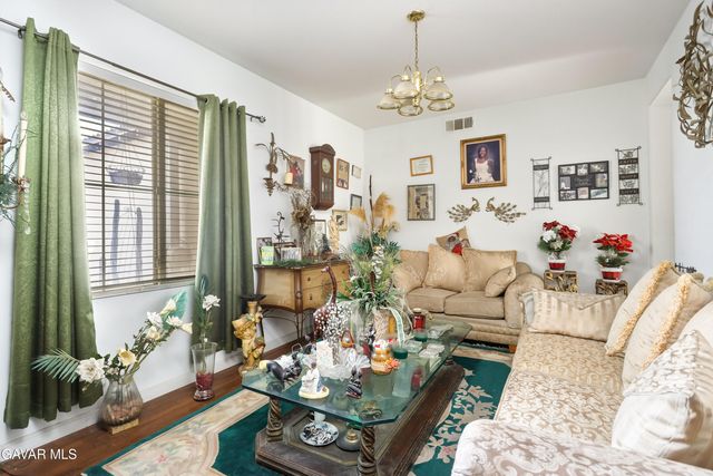 37854 Old Adobe Court, Palmdale, CA 93552