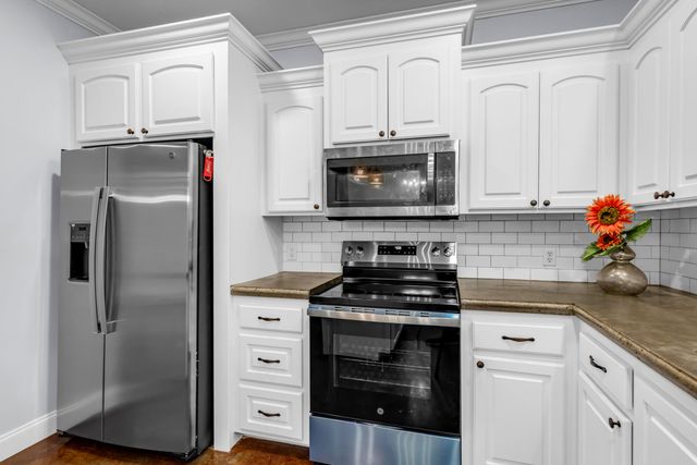 88 Rock hill Rd., Sumrall, MS 39482