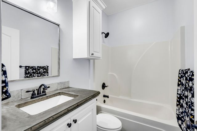 88 Rock hill Rd., Sumrall, MS 39482