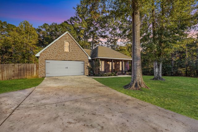 88 Rock hill Rd., Sumrall, MS 39482
