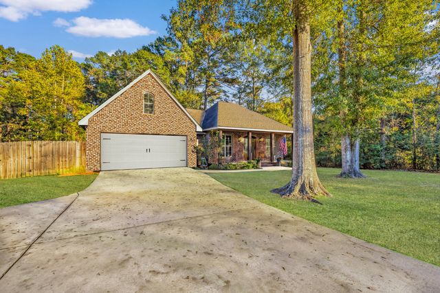 88 Rock hill Rd., Sumrall, MS 39482