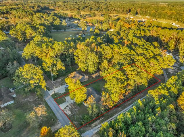 88 Rock hill Rd., Sumrall, MS 39482