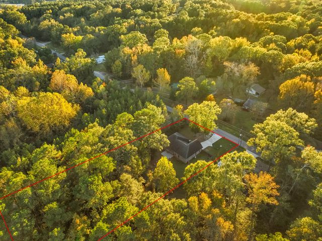 88 Rock hill Rd., Sumrall, MS 39482