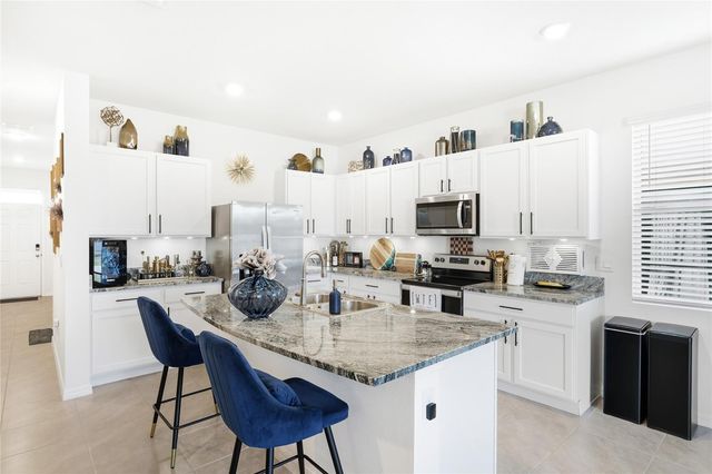 3907 GOLDHEART BOULEVARD, Bradenton, FL 34208