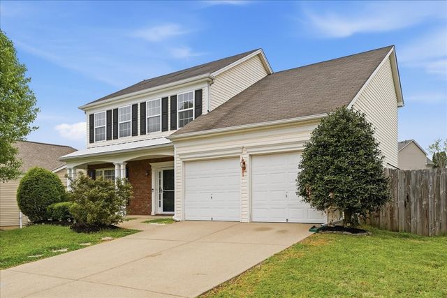 1725 Eagle Trace Dr, Mount Juliet, TN 37122