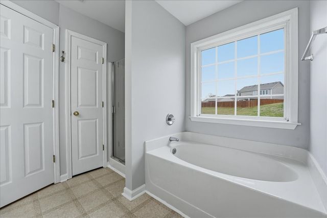 1725 Eagle Trace Dr, Mount Juliet, TN 37122