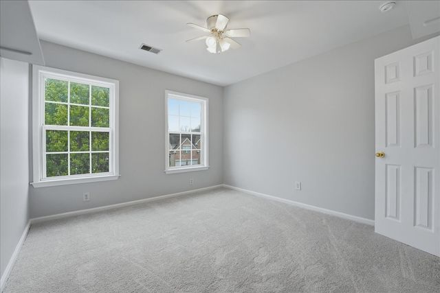 1725 Eagle Trace Dr, Mount Juliet, TN 37122