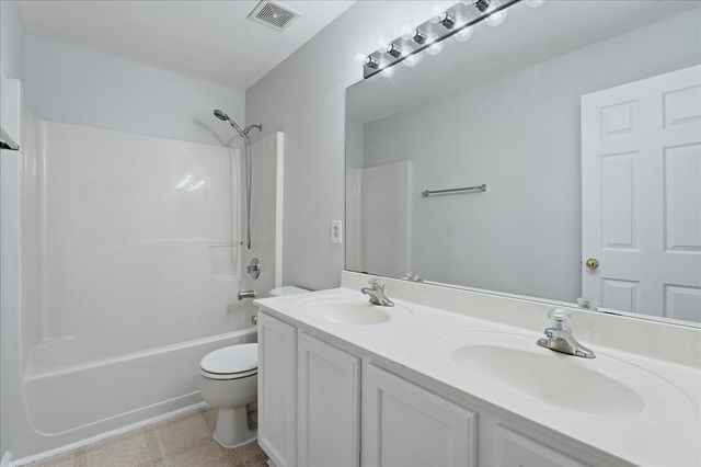 1725 Eagle Trace Dr, Mount Juliet, TN 37122