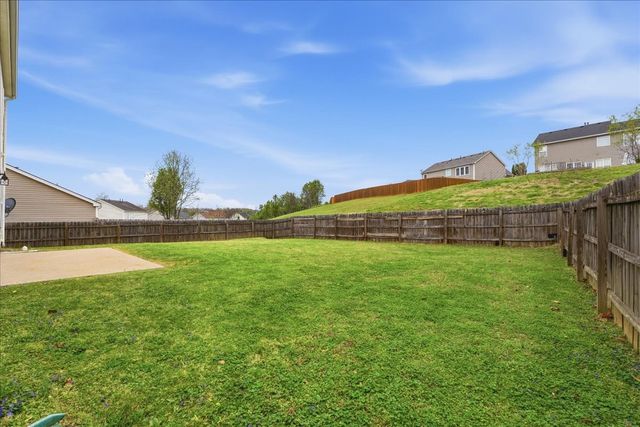 1725 Eagle Trace Dr, Mount Juliet, TN 37122