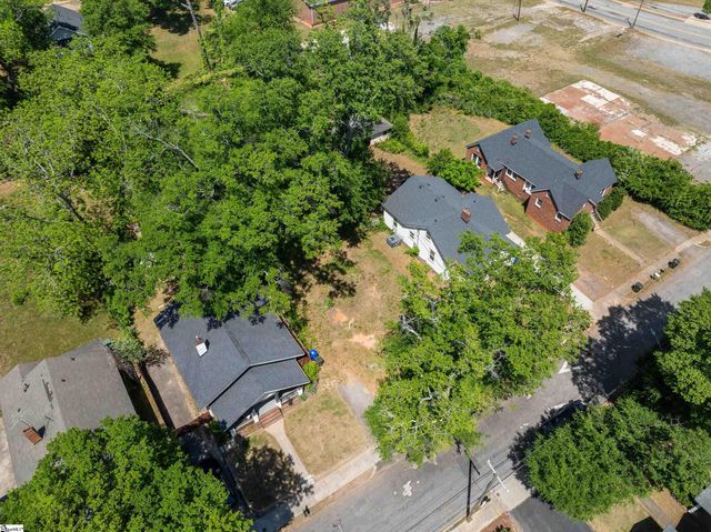 14 Woodfin Avenue, Greenville, SC 29605