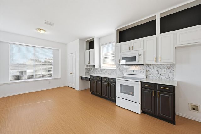 4524 Via Ventura, Mesquite, TX 75150