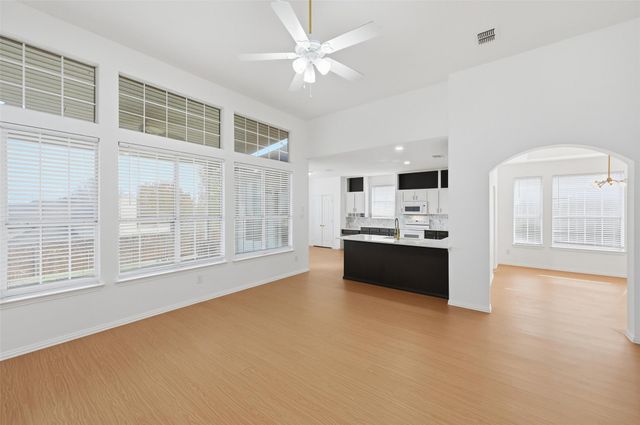 4524 Via Ventura, Mesquite, TX 75150